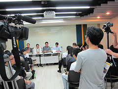 Photo - Public Forum